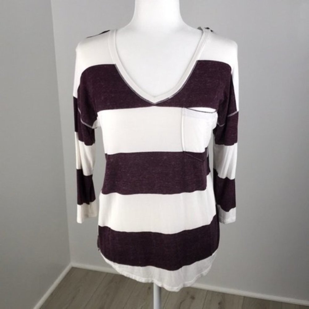 Authentic American Heritage V-Neck Top Size S